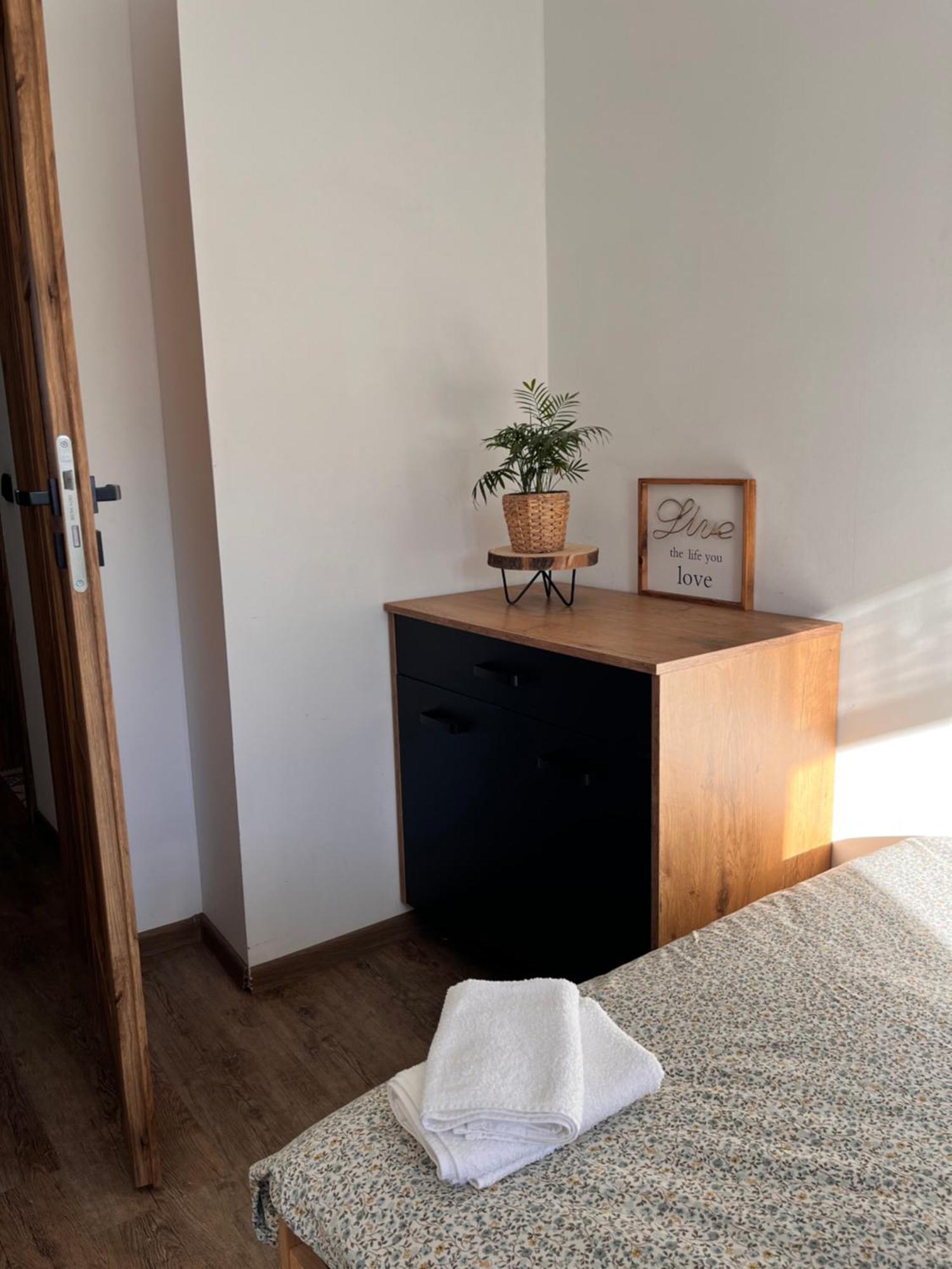Apartament Numer 1, Dwie Sypialnie Dwa Lozka Orzysz Kültér fotó